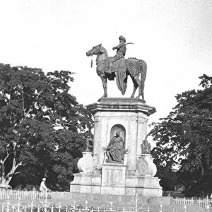 RSR 2 / 6th Battalion, Maharajas statue, Bangalore