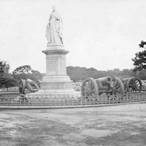 RSR 2 / 6th Battalion, Queen Victoria statue, Bangalore, 1916