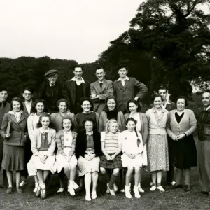 Stoolball Players - June 1948 Stoolball Players - June 1948