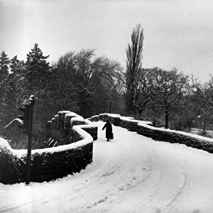 Stopham Bridge in snow, 1938