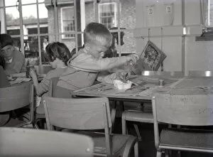 Images Dated 17th September 2014: Children in classroom, Lancastrian Infants School, Chichester, May 1956