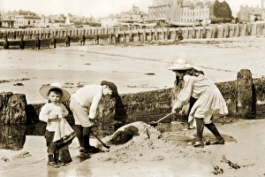 Children on Worthing Beach