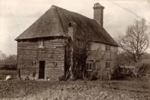 Images Dated 26th February 2015: Cottage in Dragons Green, 1910