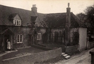 Garden Prints: Cottage in South Harting, 1909