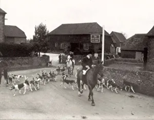 Cowdray Hunt Meet at Ambersham, 15 Feb 1949 Cowdray Hunt Meet at Ambersham, 15 Feb 1949