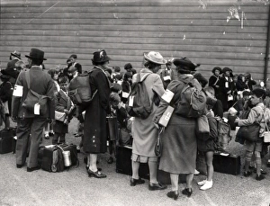 Boys Prints: Crowd of evacuees and helpers, September 1939
