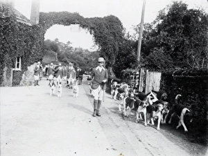 Hunt Prints: Crowhurst Otter Hounds Meet, Fittleworth - October 1938