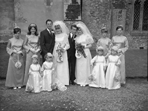 Double Wedding group with eight bridesmaids