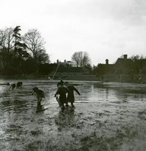 Images Dated 2nd July 2015: Falmer Pond, near Lewes - 7 April 1948