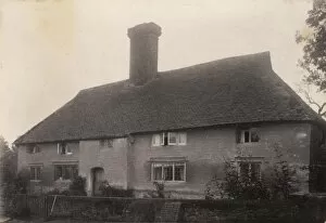 Images Dated 12th December 2012: A farmhouse in Fernhurst, 1906
