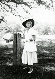The Grooms mother ready for the Wedding – 2 October 1948 The Grooms mother ready for the Wedding – 2 October 1948