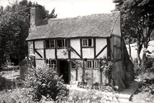 Images Dated 28th January 2013: Huggetts Cottage, Barlavington