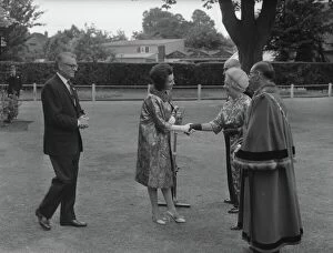 Chichester Photographic Collection: Joan Plowright being greeted by the Mayoress of Chichester, 25 June 1962