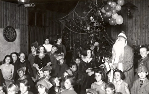 West sussex record office/george garland/kirdford school christmas treat West sussex record office/george garland/kirdford school christmas treat