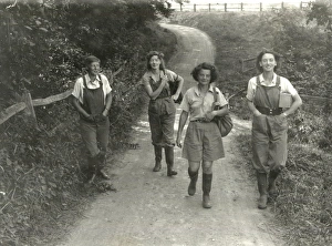 Land Girls at Cowdray - September 1939