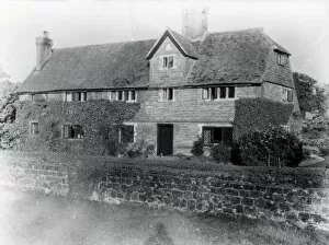 Images Dated 16th March 2015: Langhurst Hill Farm - October 1939