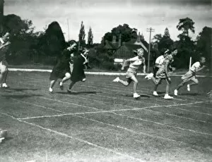 Images Dated 10th March 2015: Lurgashall School Sports Day, July 1940