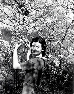 Fashion Prints: May Blossom - April 1939