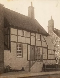 Images Dated 30th May 2013: An old cottage in the High Street, Steyning, 1912