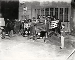 Images Dated 19th January 2012: Petworth Fire Brigade at blackout, July 1939