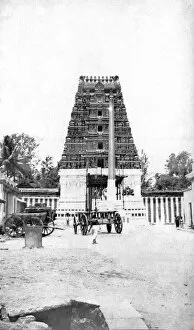 Images Dated 27th March 2015: RSR 2 / 6th Battalion, Temple in Bangalore