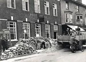 Images Dated 29th April 2009: Sandbags being laid outside Post Office, Bognor, 1939