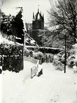 Images Dated 16th March 2015: Snow Scene at Tillington - February 1940
