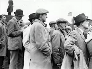 Images Dated 1st June 2015: Stewart Granger at Cowdray Point to Point - April 1947