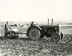 Tares Sowing for Sheep feed at Petworth - 27 March 1948