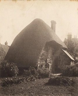 A thatched cottage in Steyning, 1912