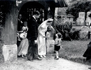 Wedding group in church porch - November 1939 Wedding group in church porch - November 1939