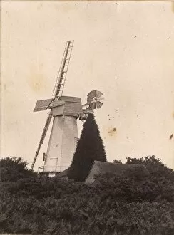 Images Dated 22nd January 2014: Windmill at Chailey, 1907