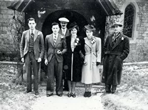 Images Dated 2nd April 2015: A winter wedding - about 1941