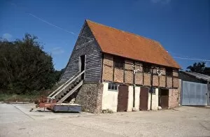 David Johnston Collection: Wooden and brick barn at Bailing Hill Farm, Warnham, West Sussex