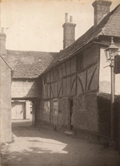 A yard in Steyning, 1912